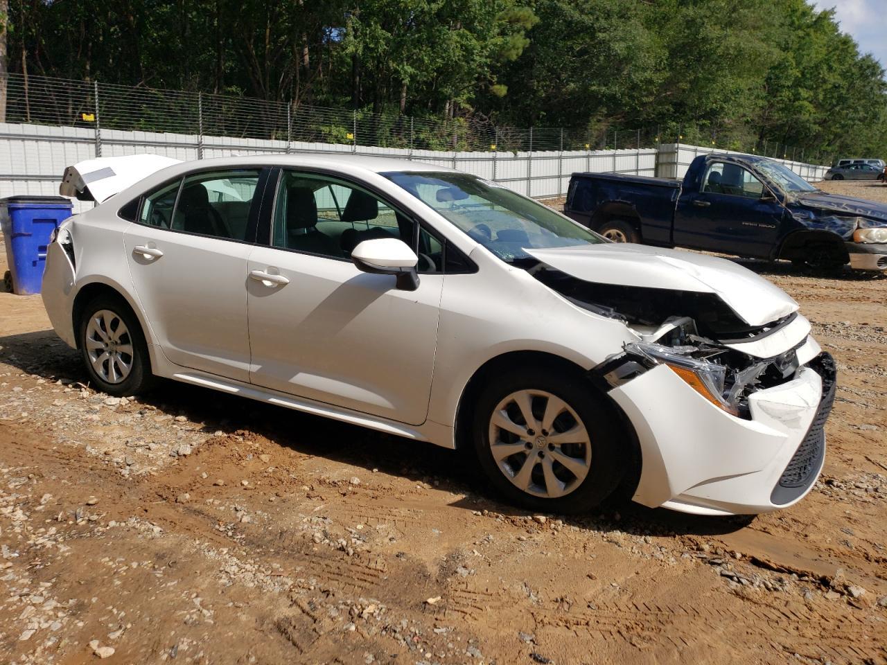 2021 TOYOTA COROLLA LE - Image 4