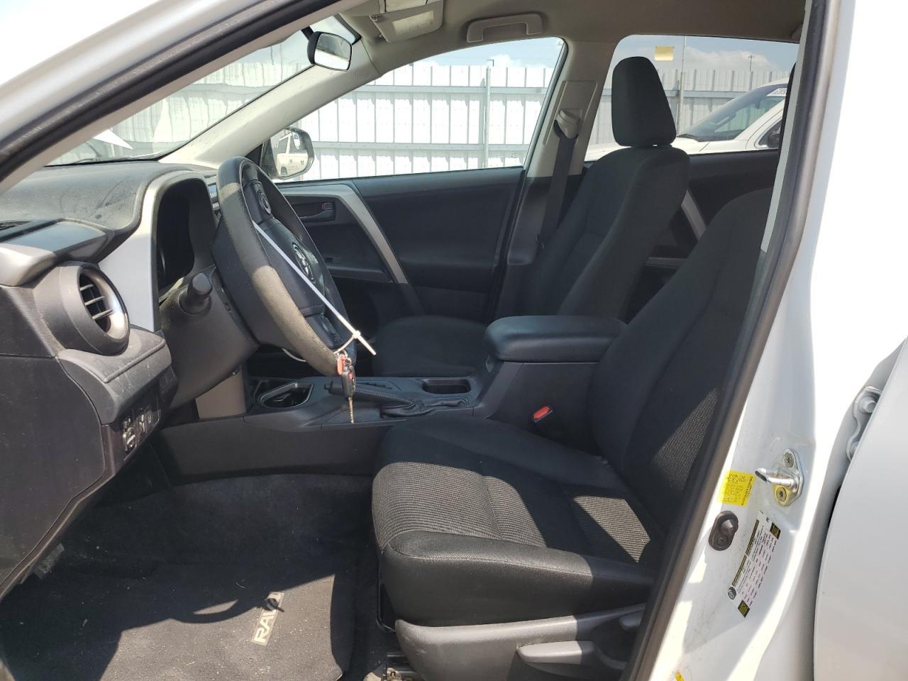2018 TOYOTA RAV4 LE - Image 7