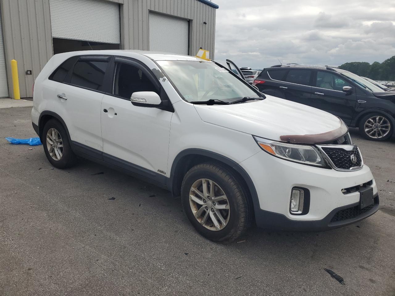 2014 KIA SORENTO LX - Image 4