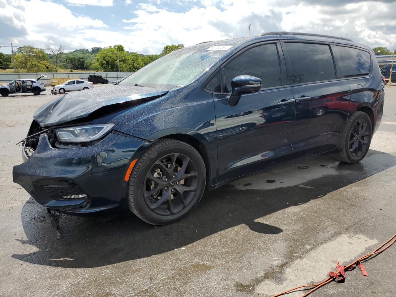 2022 CHRYSLER PACIFICA T
