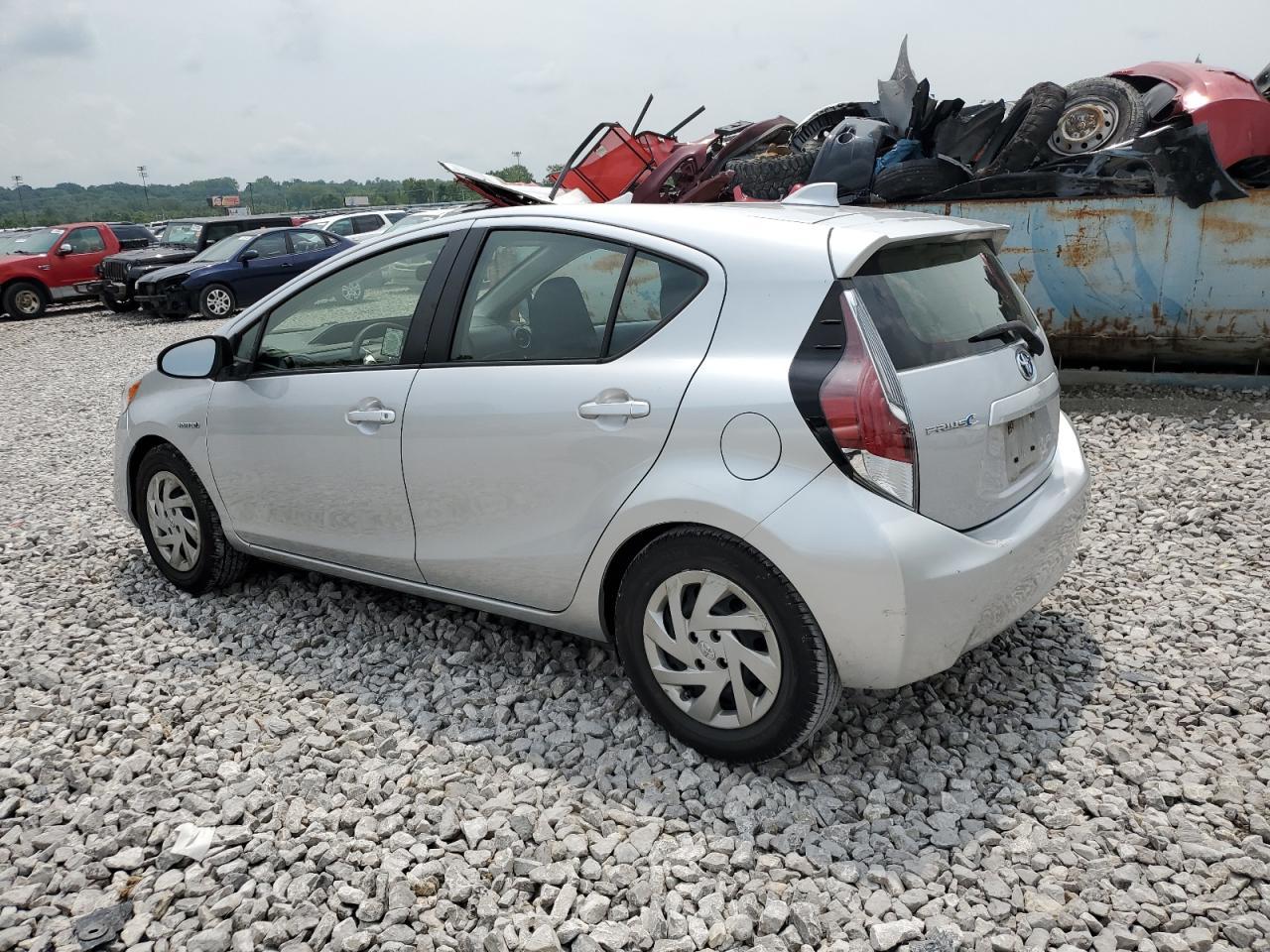 2015 TOYOTA PRIUS C - Фото 2