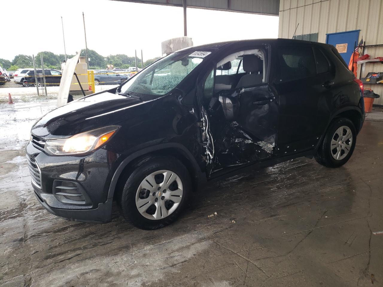 2017 CHEVROLET TRAX LS car image