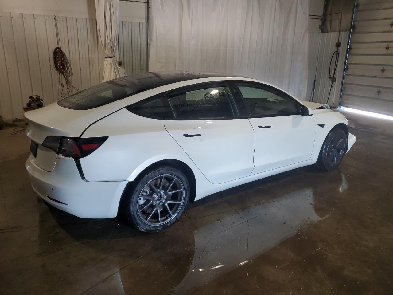 2023 TESLA MODEL 3 - Фото 3
