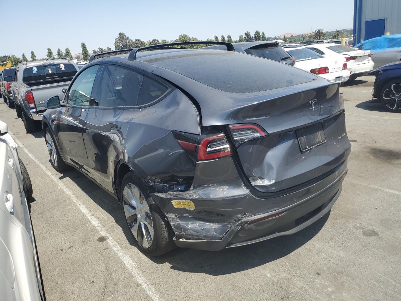 2022 TESLA MODEL Y - Фото 2