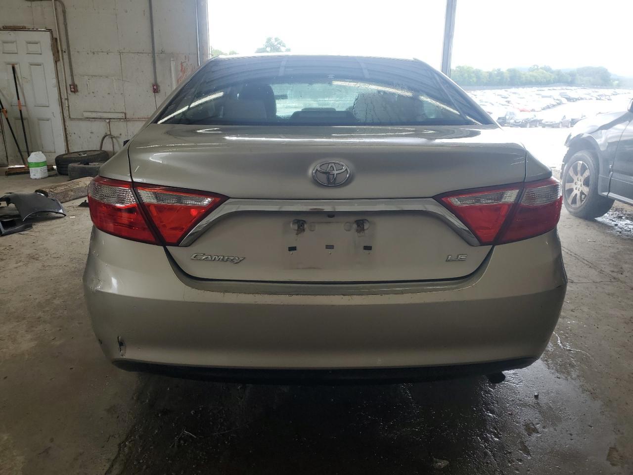2017 TOYOTA CAMRY LE - Фото 6