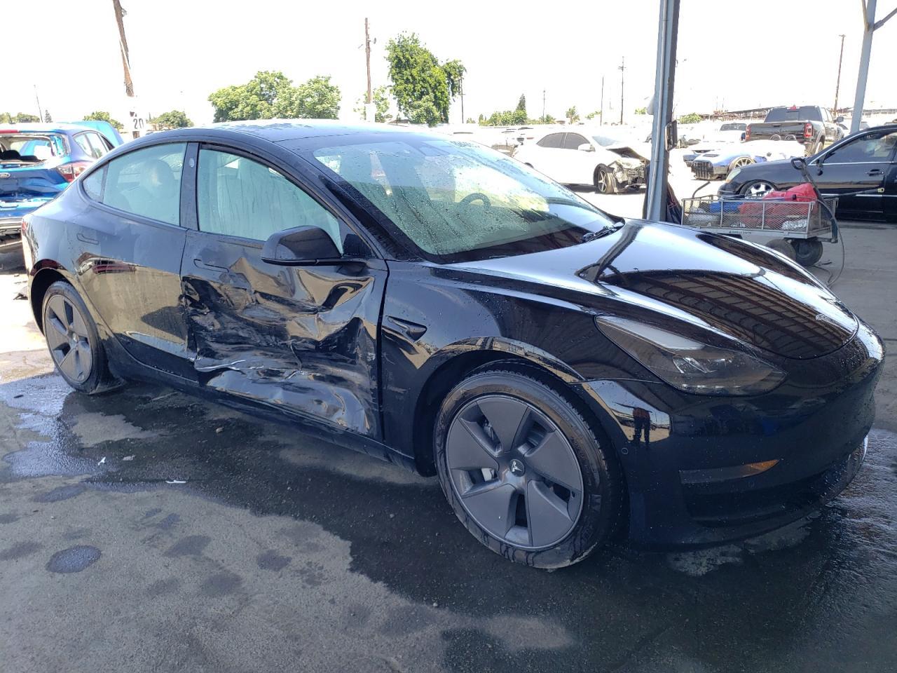 2022 TESLA MODEL 3 - Image 4