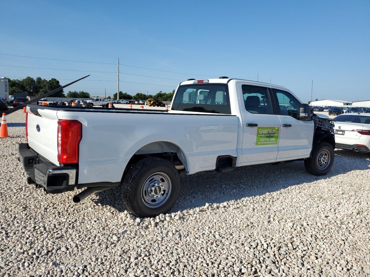 2024 FORD F250 SUPER - Фото 3