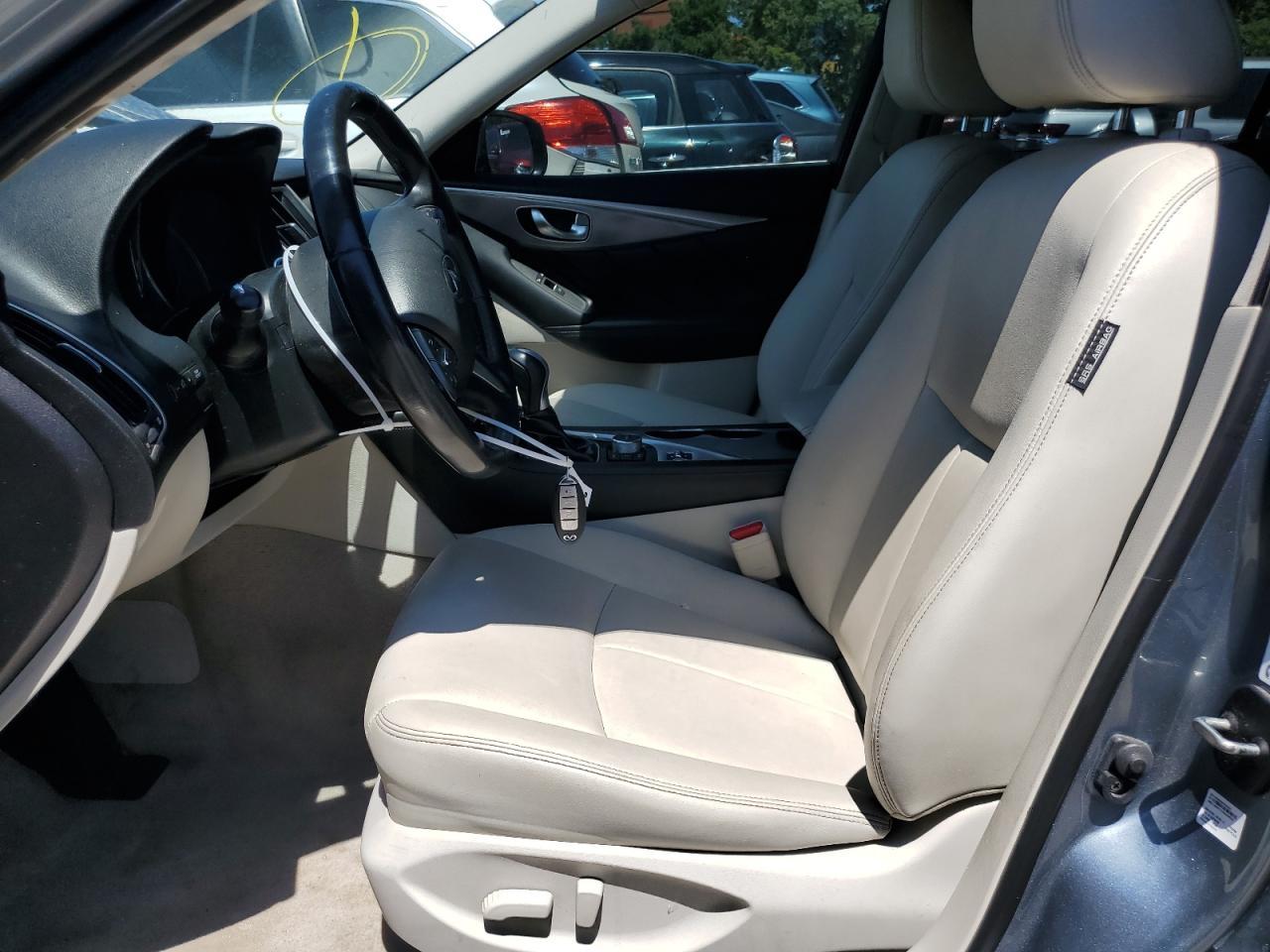 2015 INFINITI Q50 BASE - Image 7
