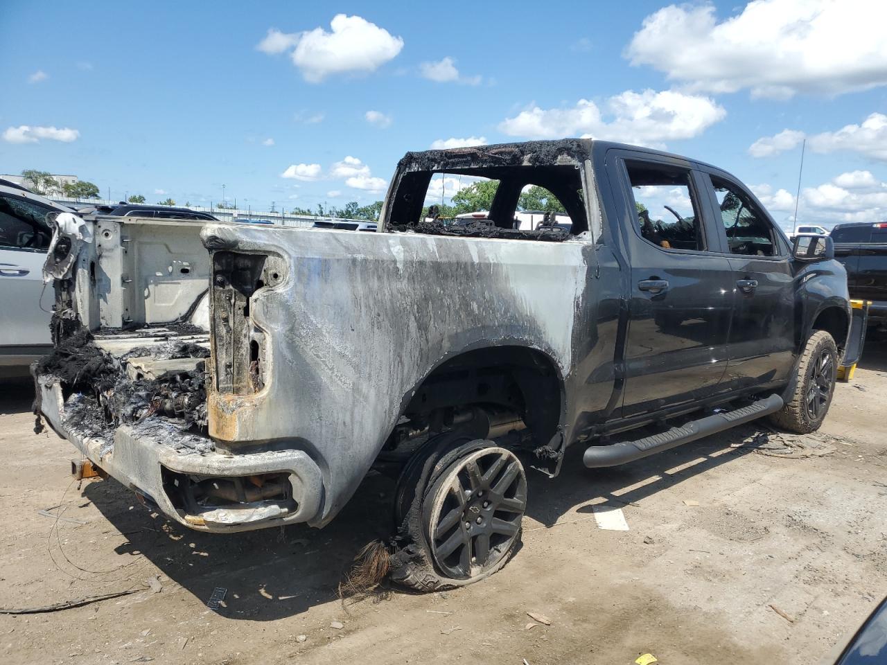 2024 CHEVROLET SILVERADO - Image 3