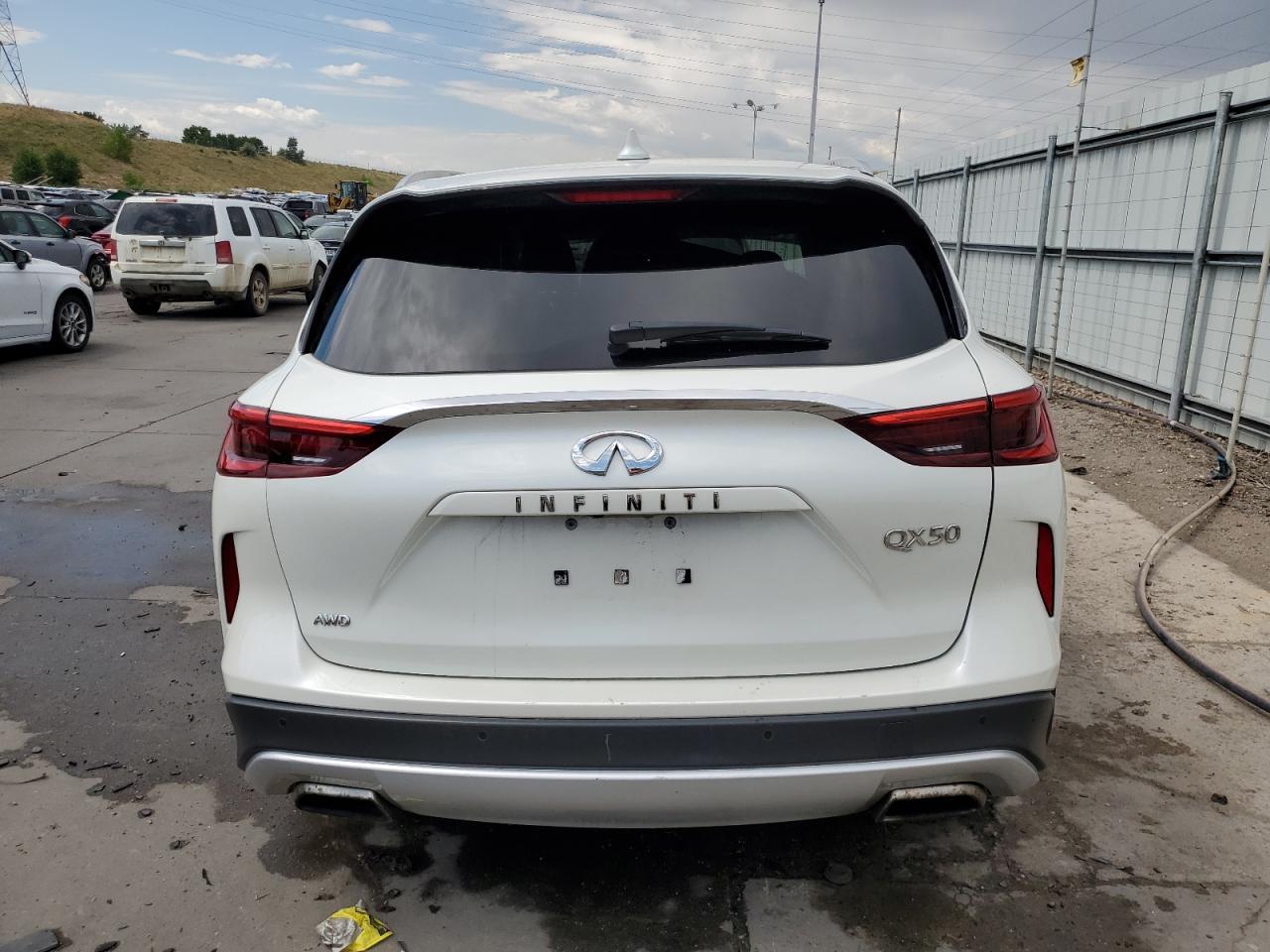 2019 INFINITI QX50 ESSEN - Image 6