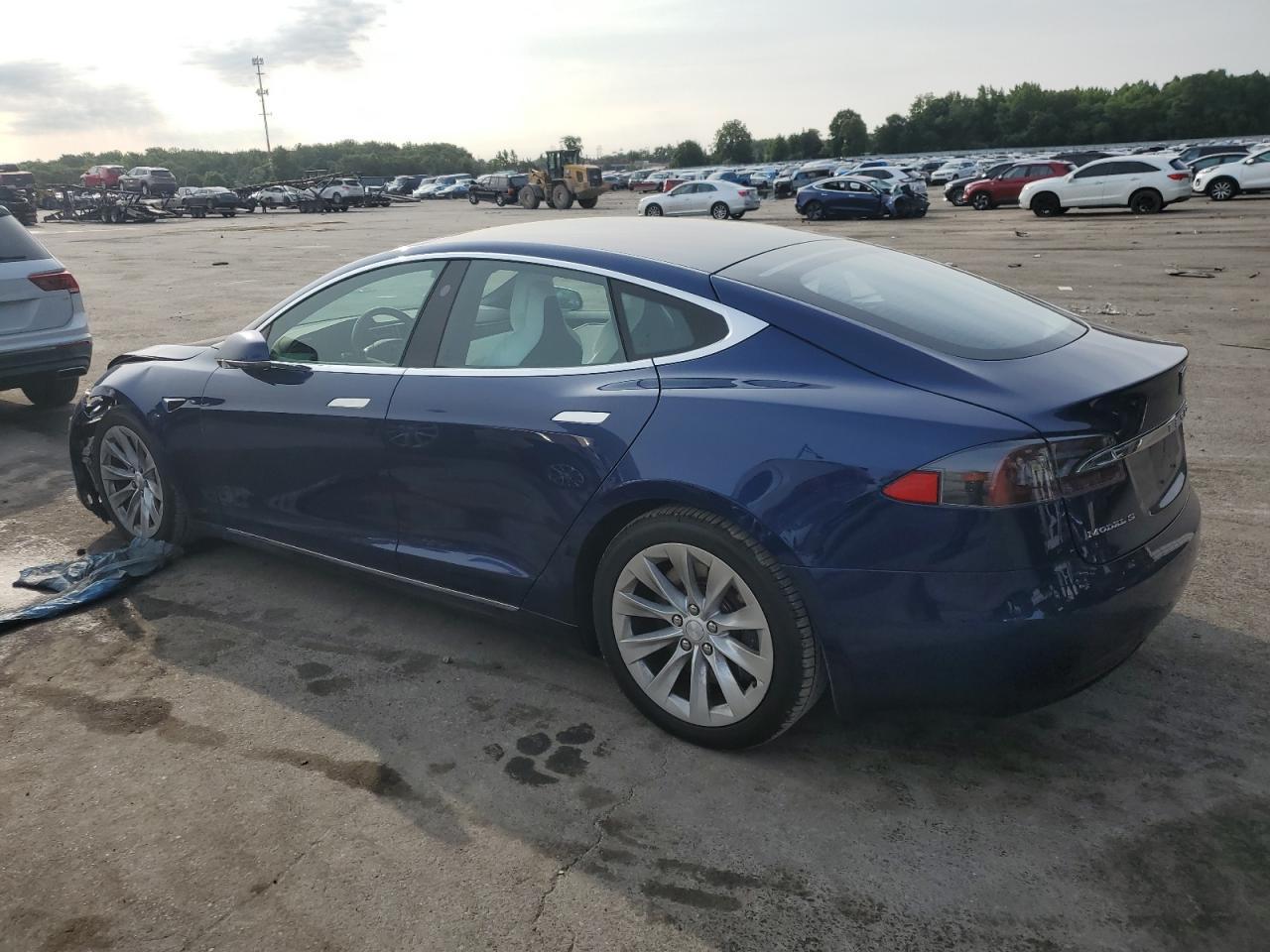 2017 TESLA MODEL S - Фото 2