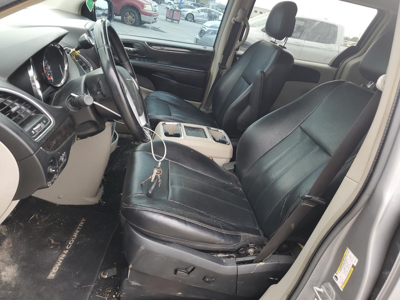 2014 CHRYSLER TOWN & COU - Фото 7