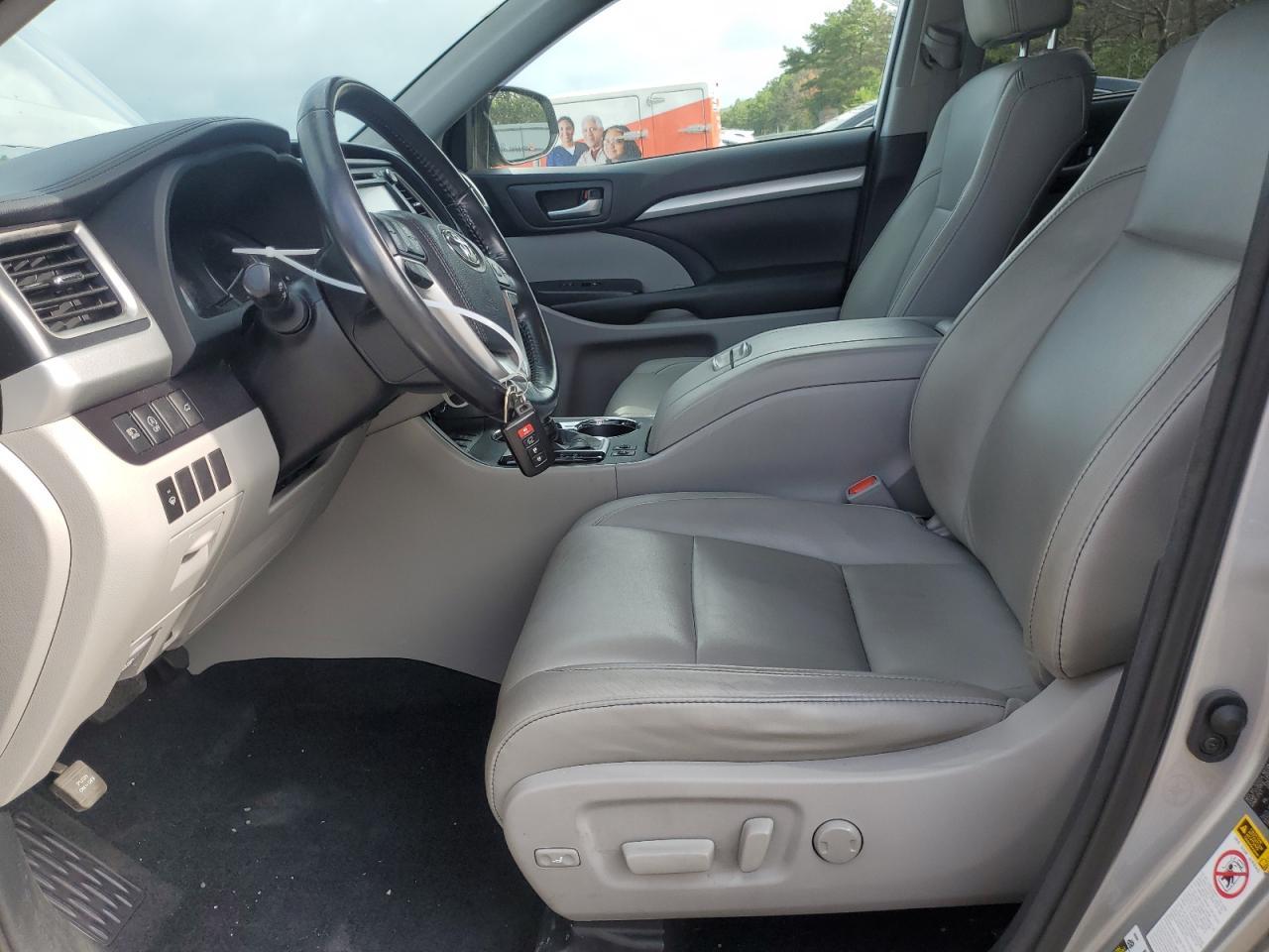 2018 TOYOTA HIGHLANDER - Image 7