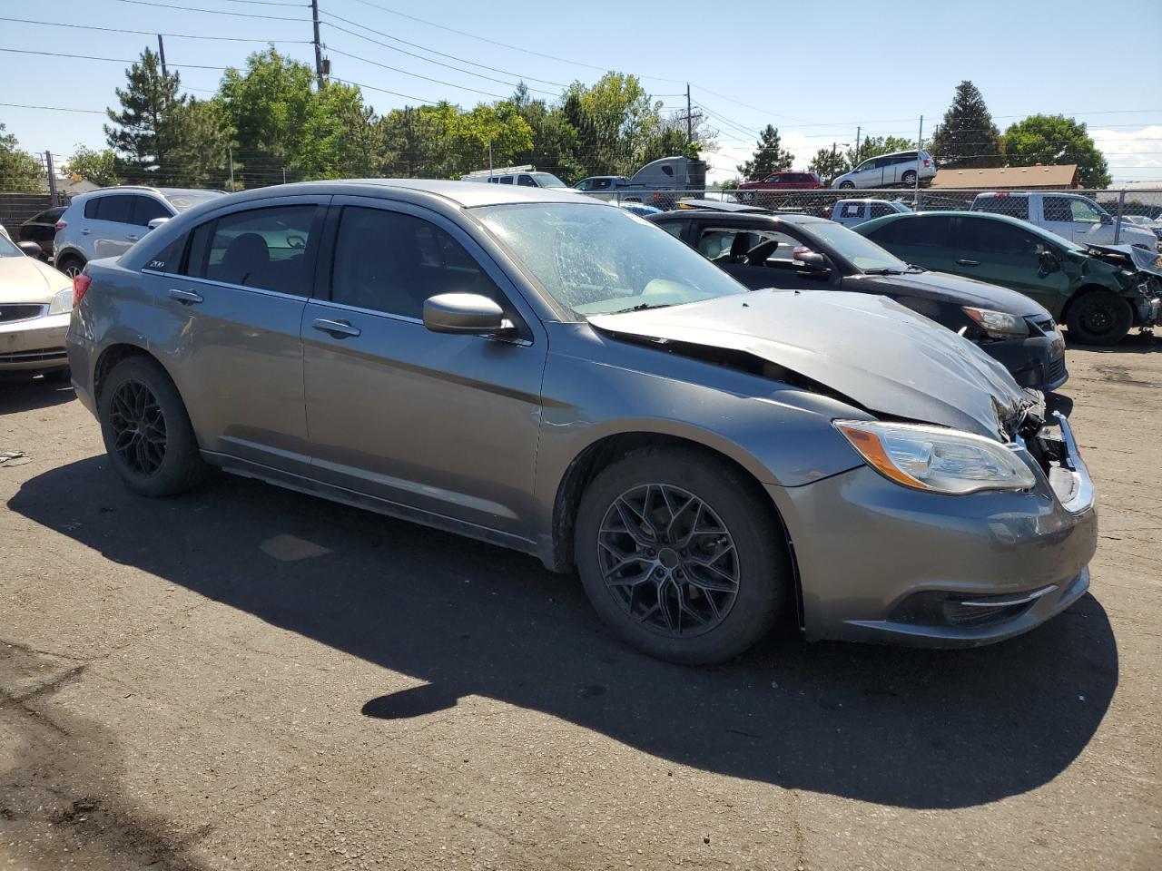2013 CHRYSLER 200 LX - Фото 4
