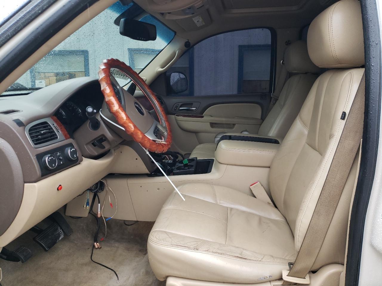 2012 GMC YUKON SLT - Фото 7