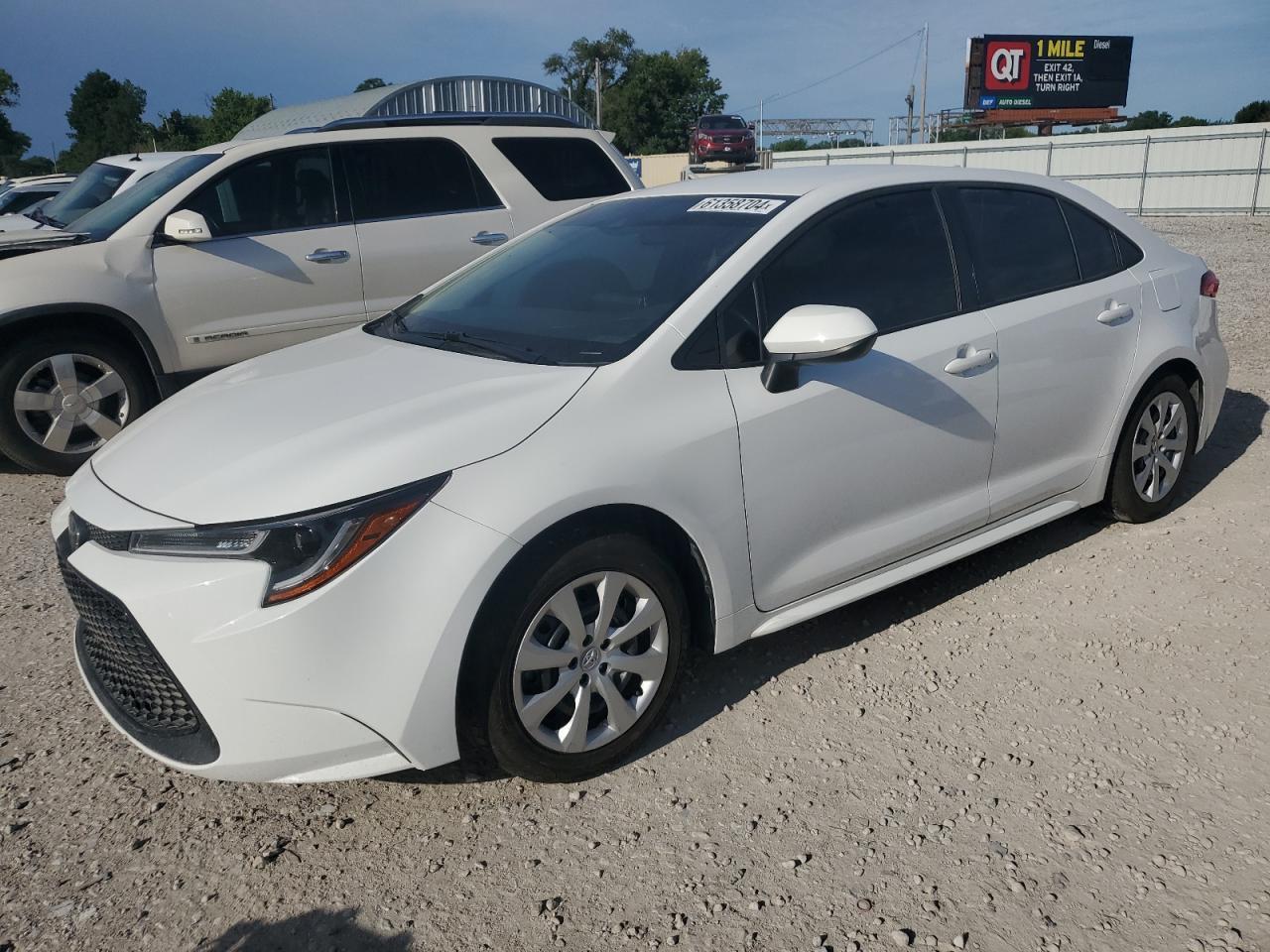 2021 TOYOTA COROLLA LE car image