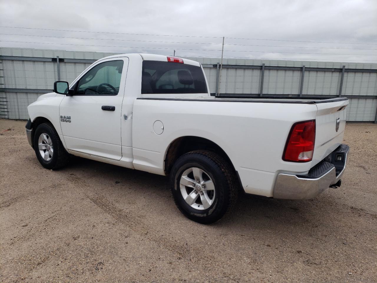2014 RAM 1500 ST - Фото 2