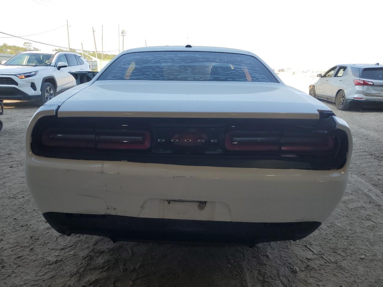 2016 DODGE CHALLENGER - Image 6