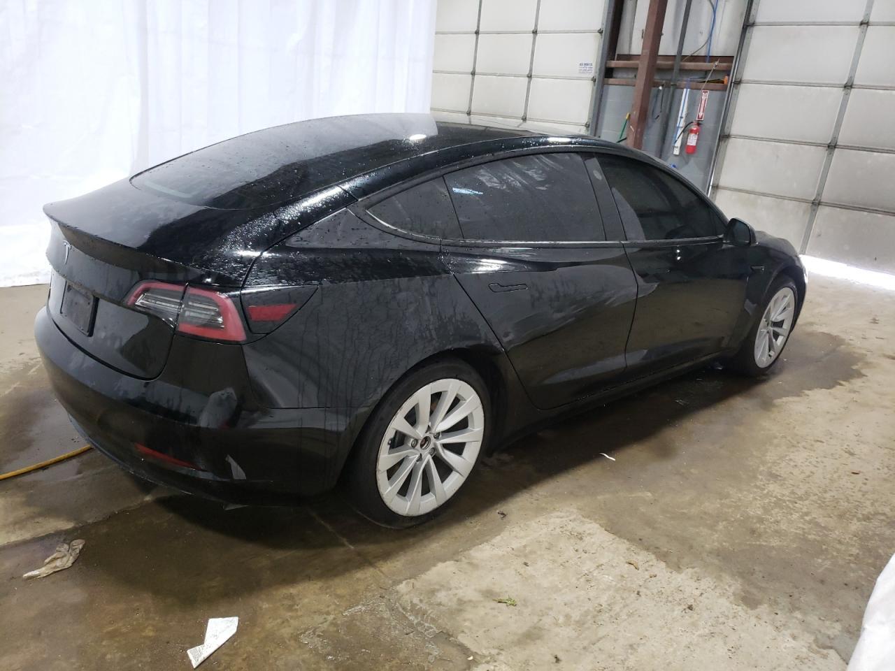 2022 TESLA MODEL 3 - Image 3
