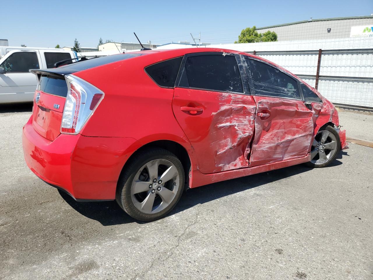 2015 TOYOTA PRIUS - Фото 3