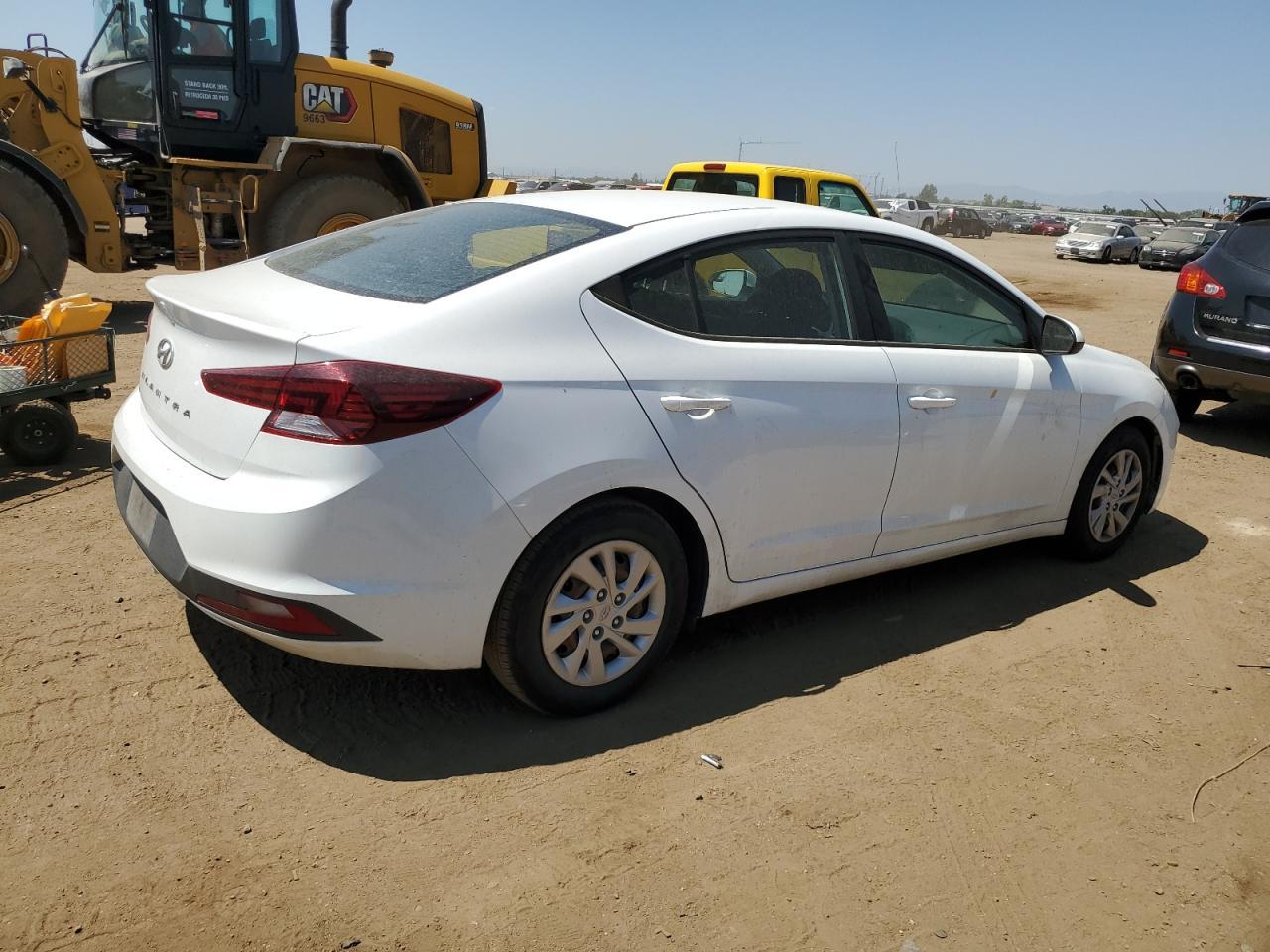 2019 HYUNDAI ELANTRA SE - Фото 3