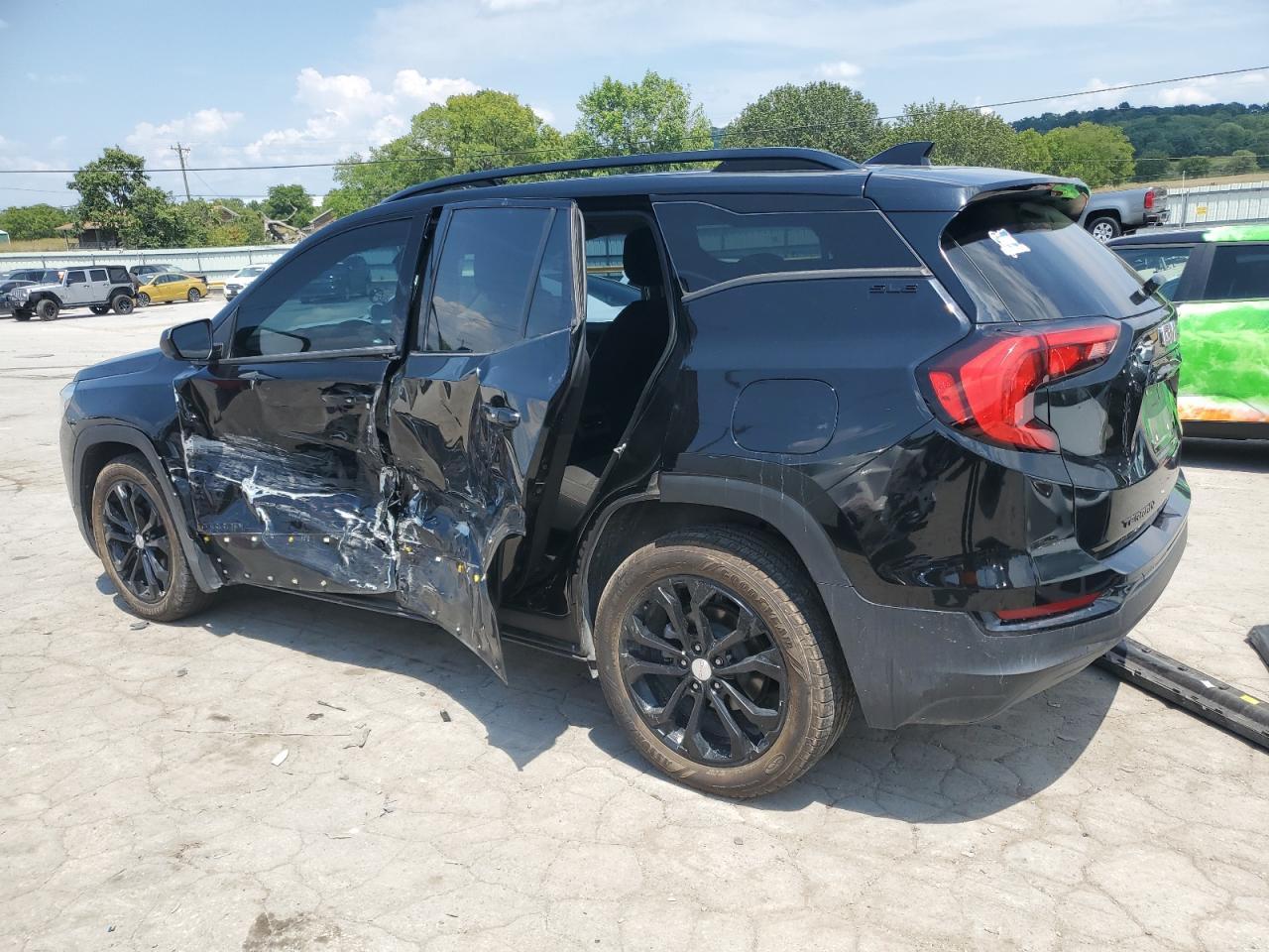 2019 GMC TERRAIN SL - Image 2