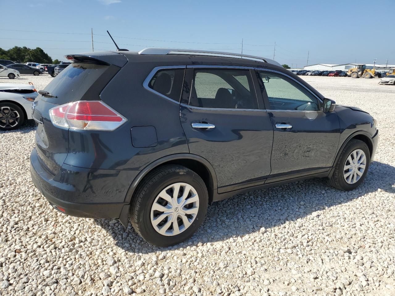 2016 NISSAN ROGUE S - Фото 3