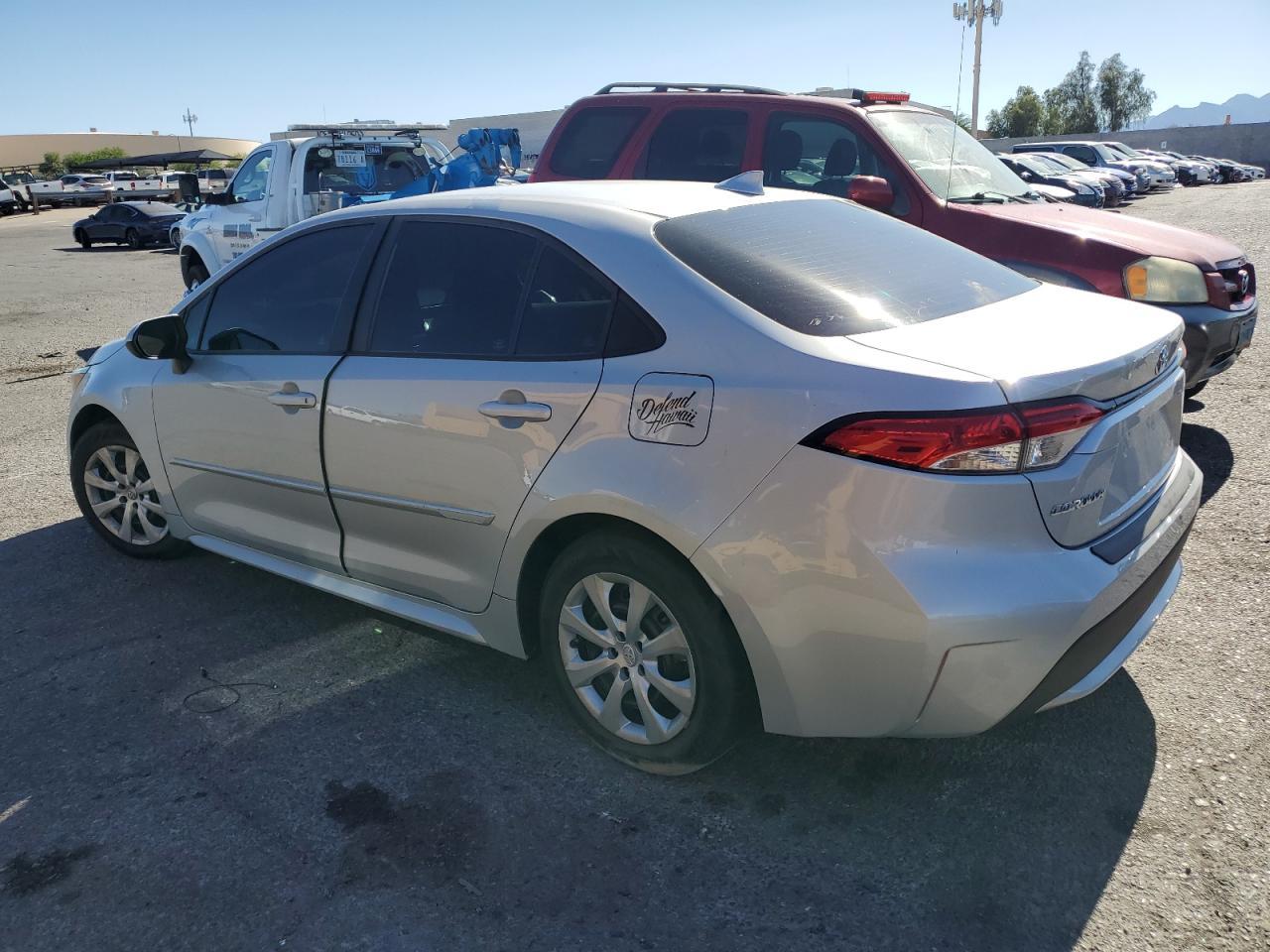2020 TOYOTA COROLLA LE - Фото 2