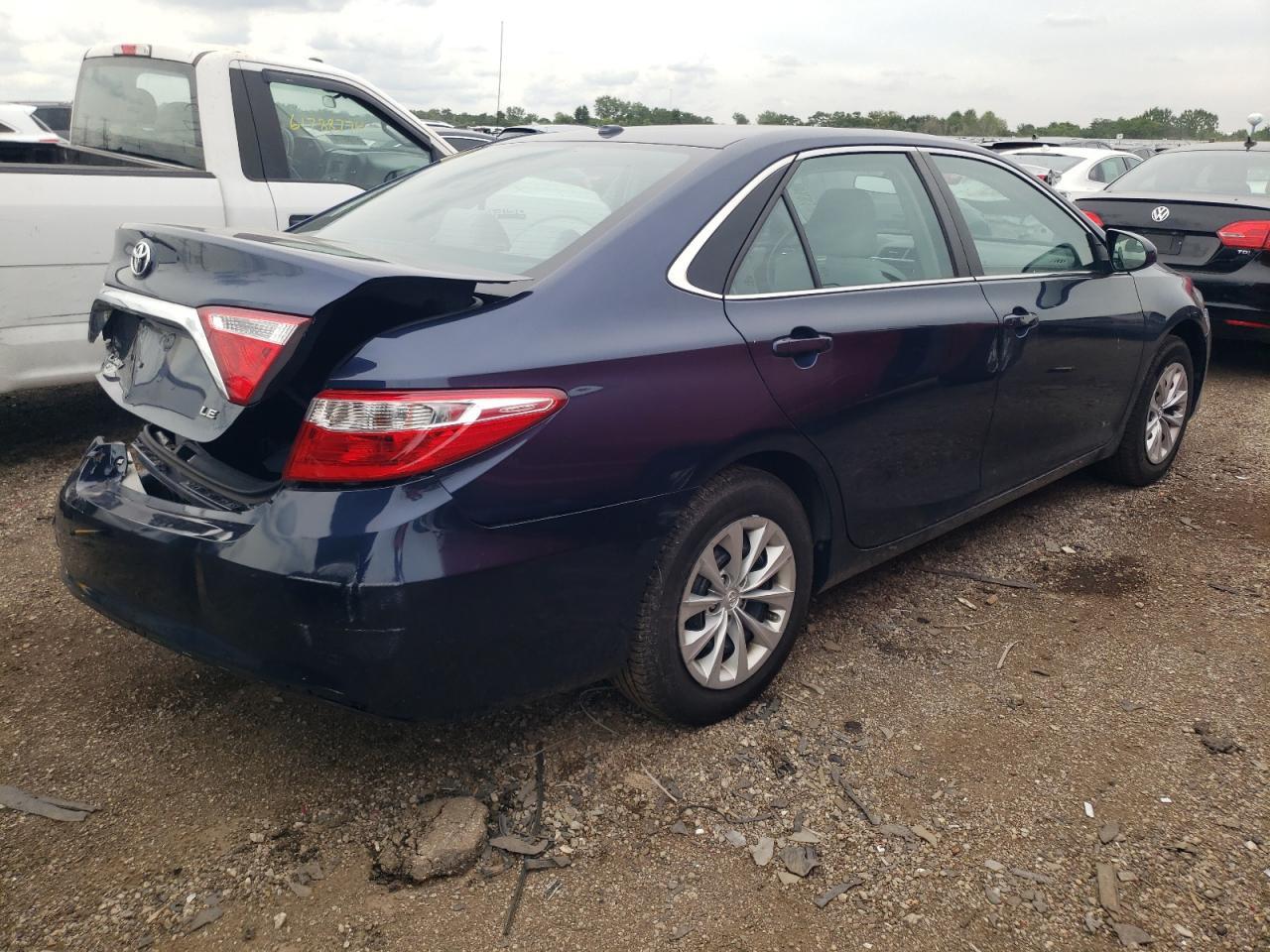 2017 TOYOTA CAMRY LE - Image 3