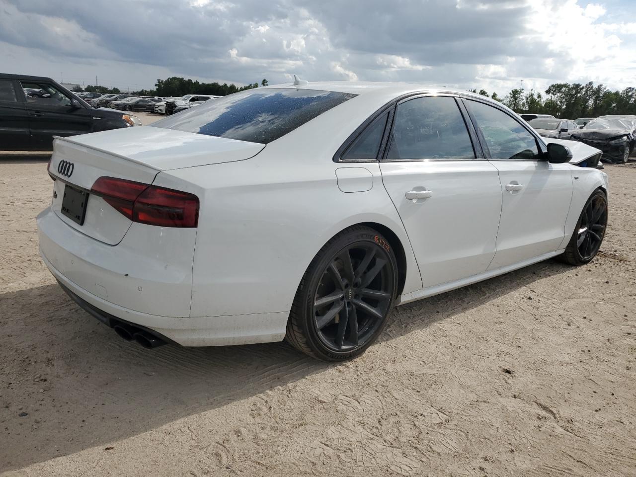 2016 AUDI S8 PLUS QU - Фото 3