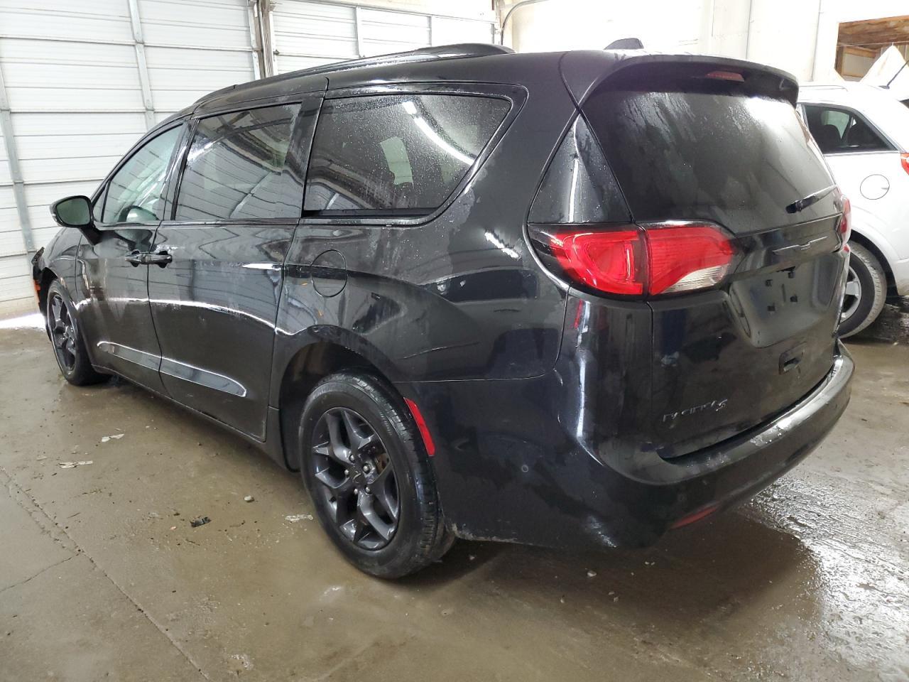 2020 CHRYSLER PACIFICA L - Image 2