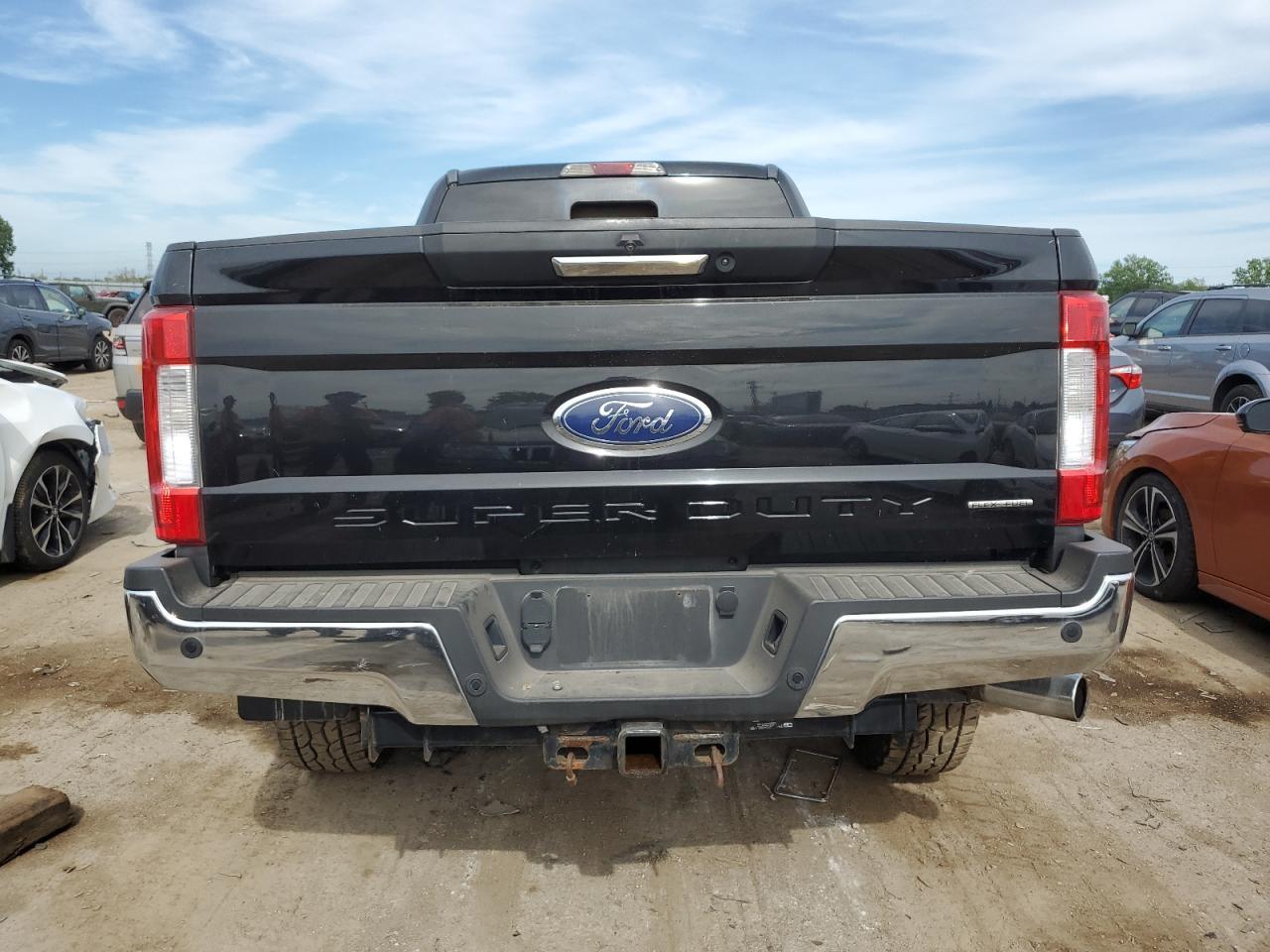 2017 FORD F250 SUPER - Image 6