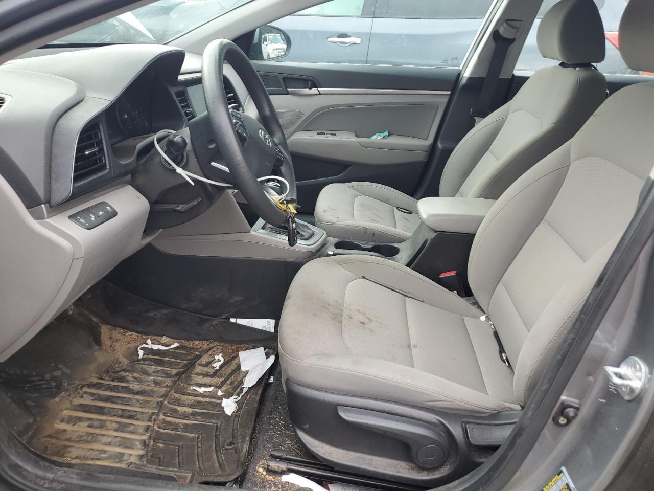 2019 HYUNDAI ELANTRA SE - Фото 7