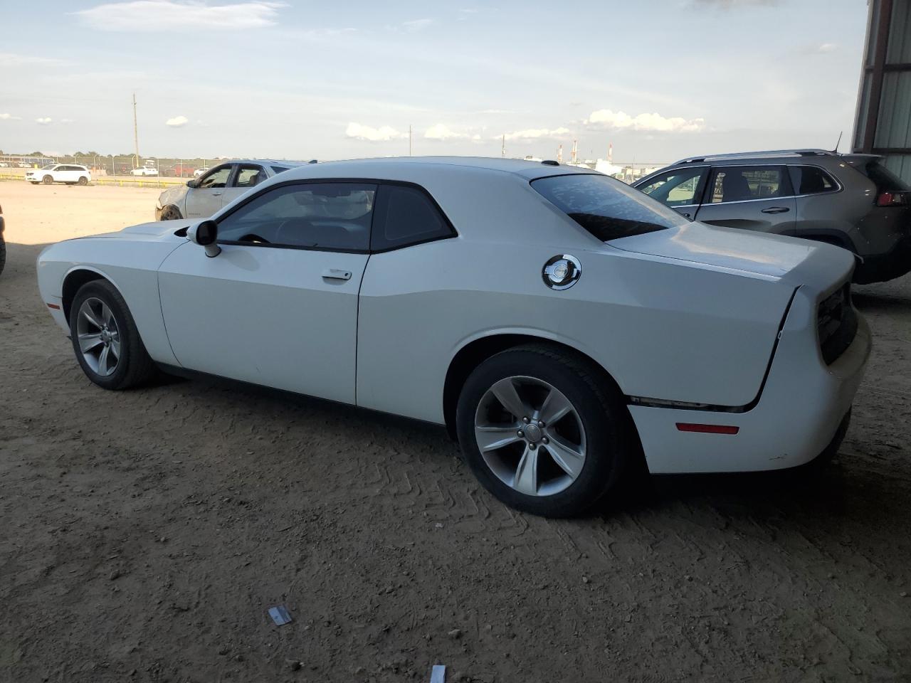 2016 DODGE CHALLENGER - Image 2