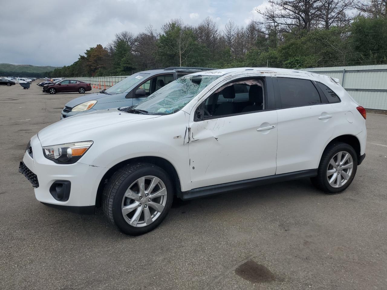2015 MITSUBISHI OUTLANDER