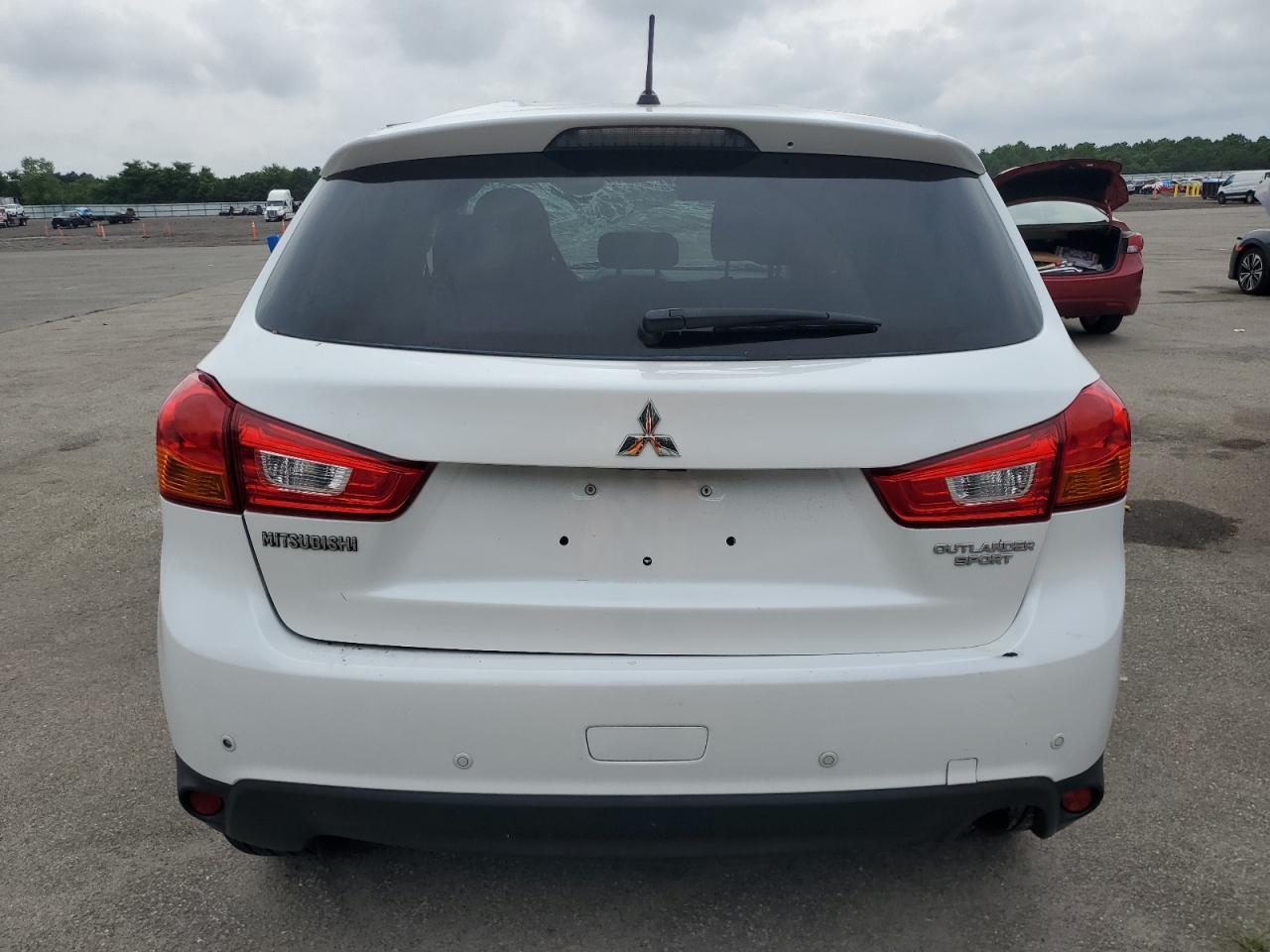 2015 MITSUBISHI OUTLANDER - Фото 6