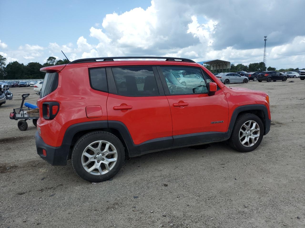 2016 JEEP RENEGADE L - Image 3