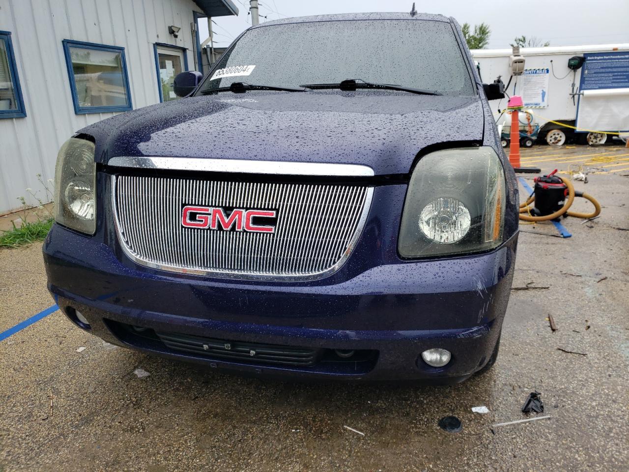 2012 GMC YUKON SLT - Фото 5