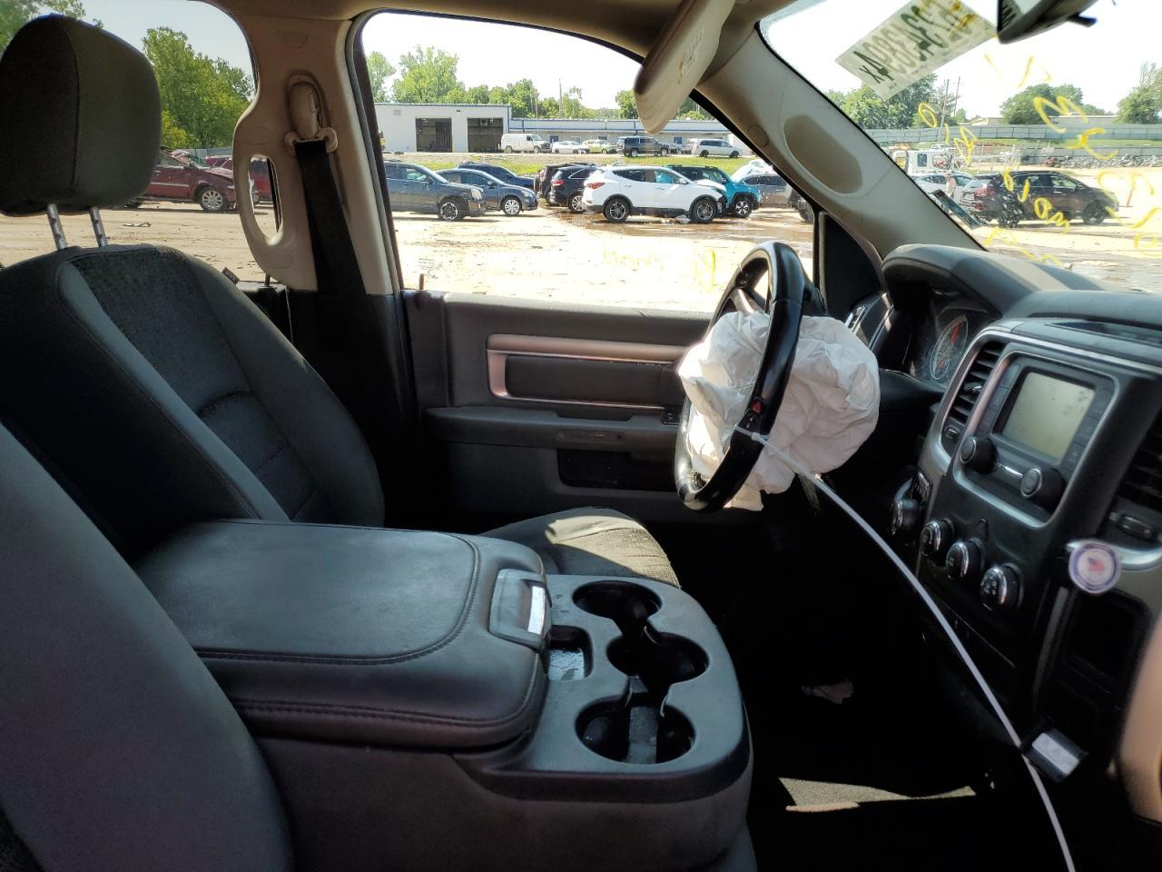 2014 RAM 1500 SLT - Image 7