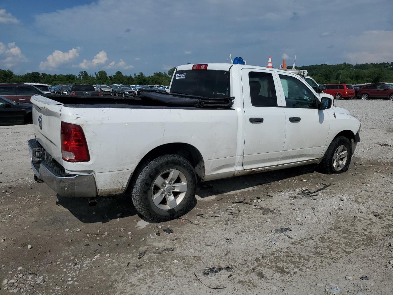 2015 RAM 1500 ST - Image 3