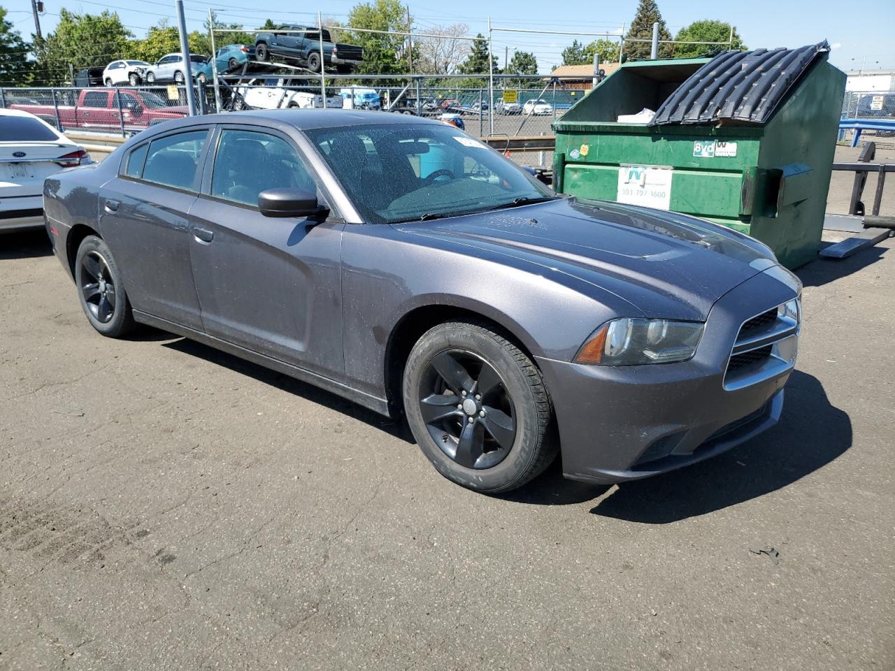 2014 DODGE CHARGER SE - Image 4