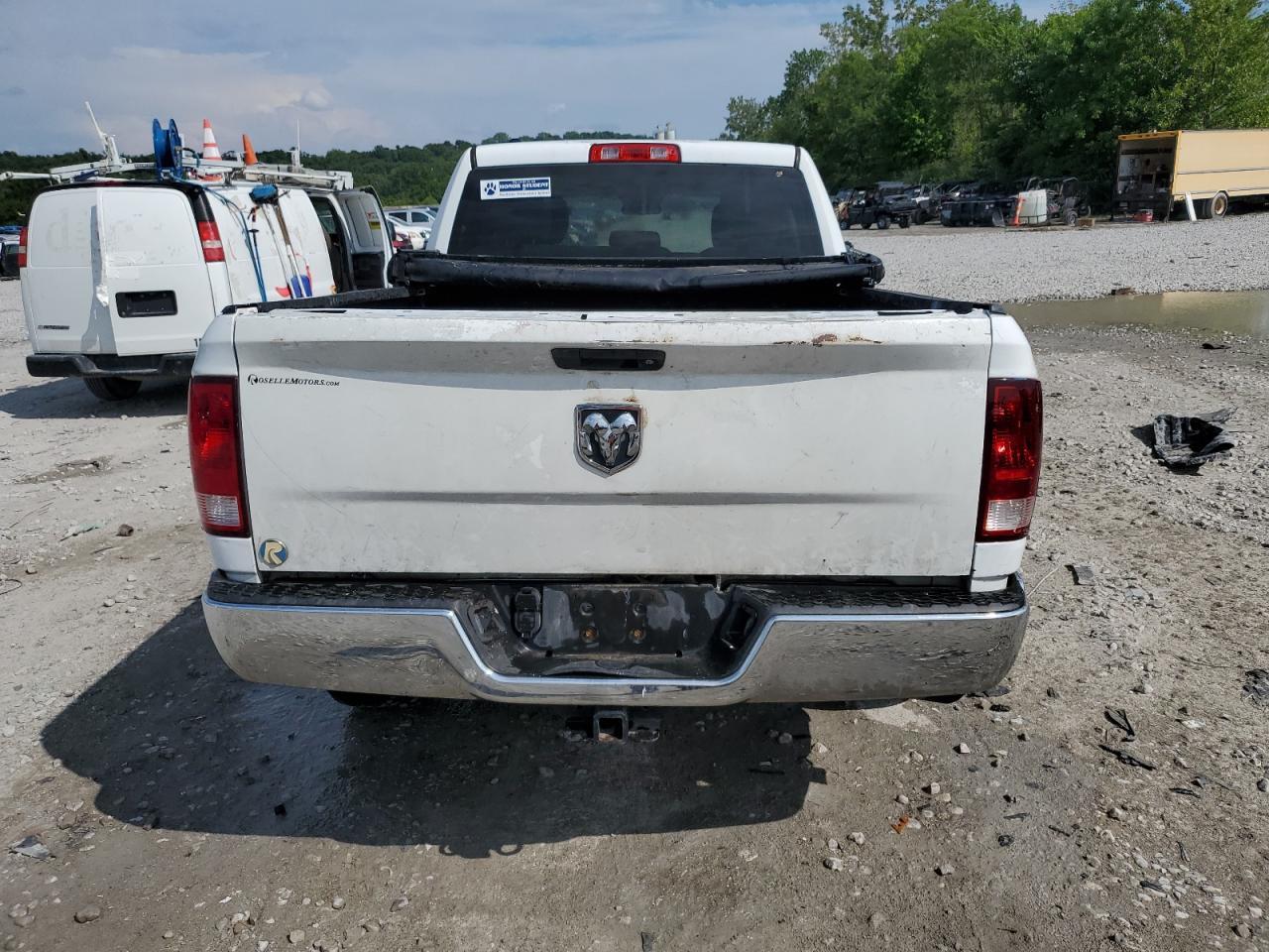 2015 RAM 1500 ST - Image 6