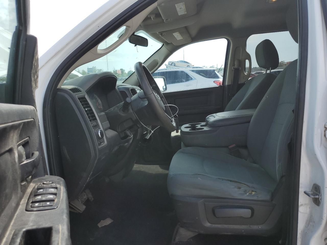 2015 RAM 1500 ST - Image 7