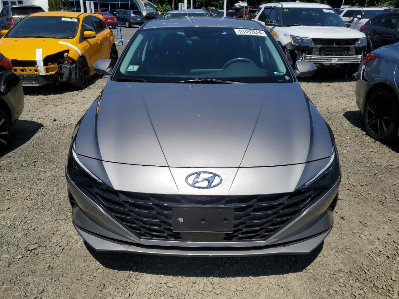 2023 HYUNDAI ELANTRA SE - Image 5