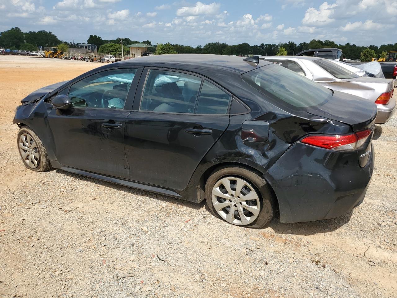 2021 TOYOTA COROLLA LE - Image 2