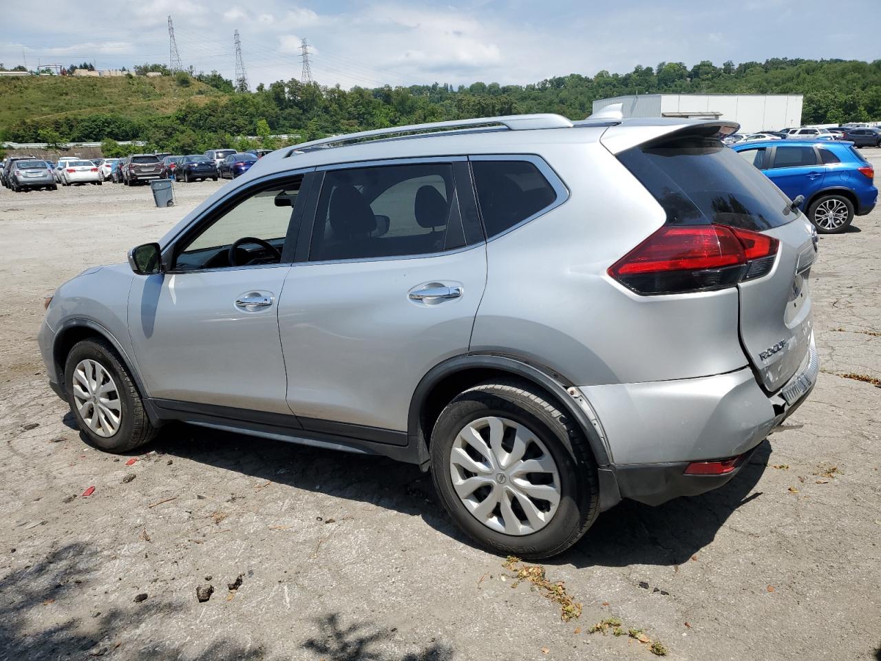 2017 NISSAN ROGUE S - Image 2