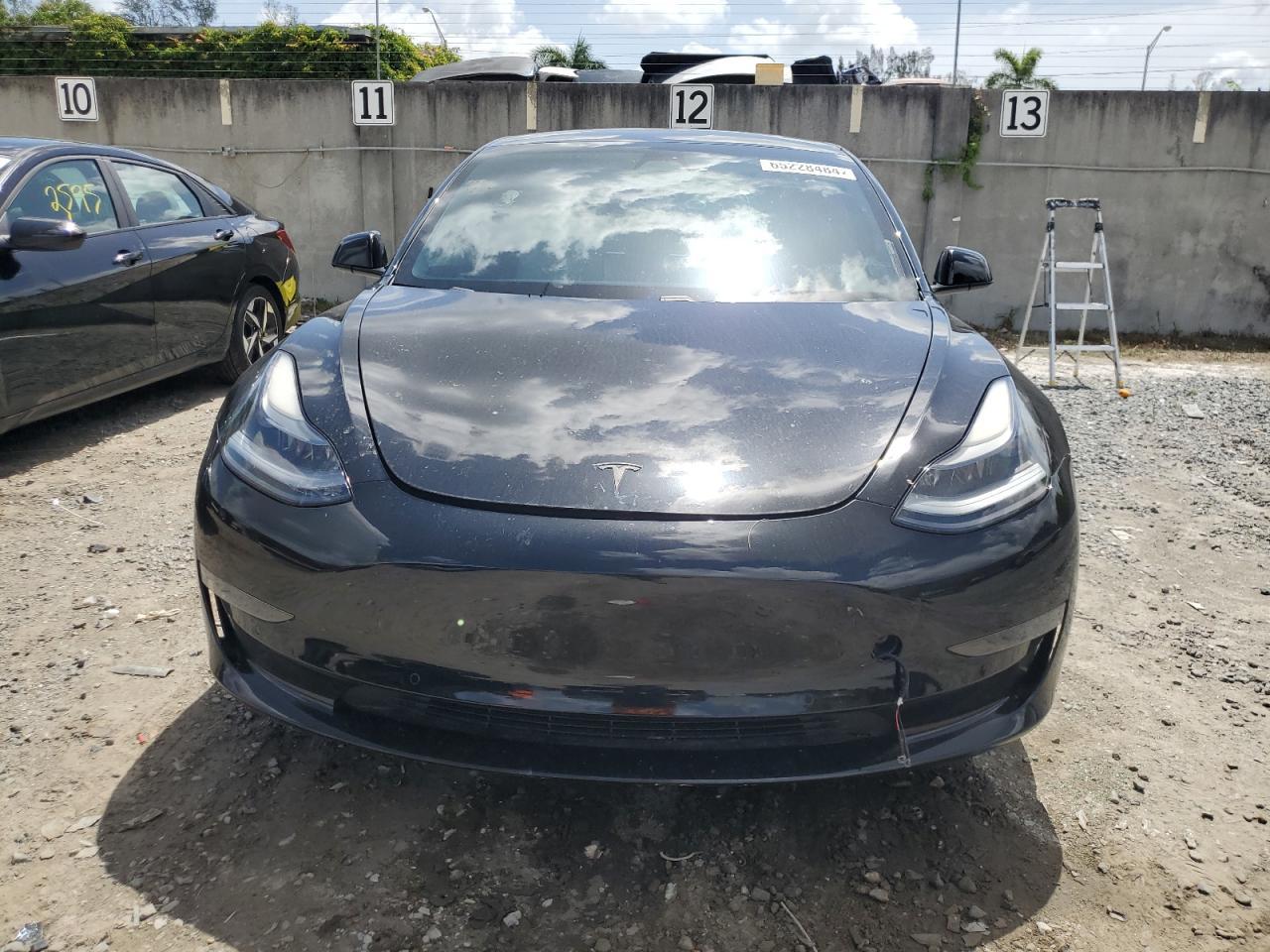 2021 TESLA MODEL 3 - Фото 5