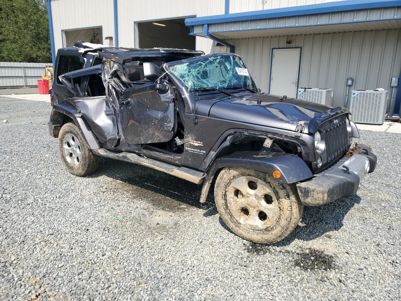 2014 JEEP WRANGLER U - Image 4