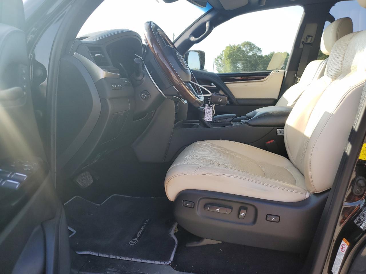2019 LEXUS LX 570 - Image 7