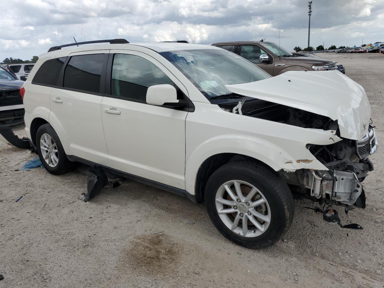 2016 DODGE JOURNEY SX - Image 4